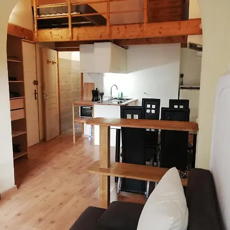 Apartment Studio Au Calme En Peripherie De La Rochelle *