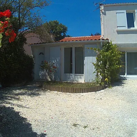 Studio Au Calme En Peripherie De La Rochelle Apartment
